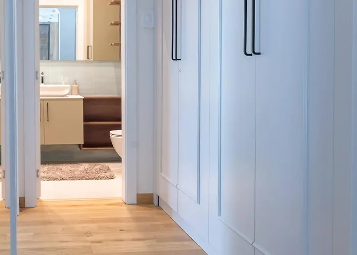 Donner Luxury شقة *